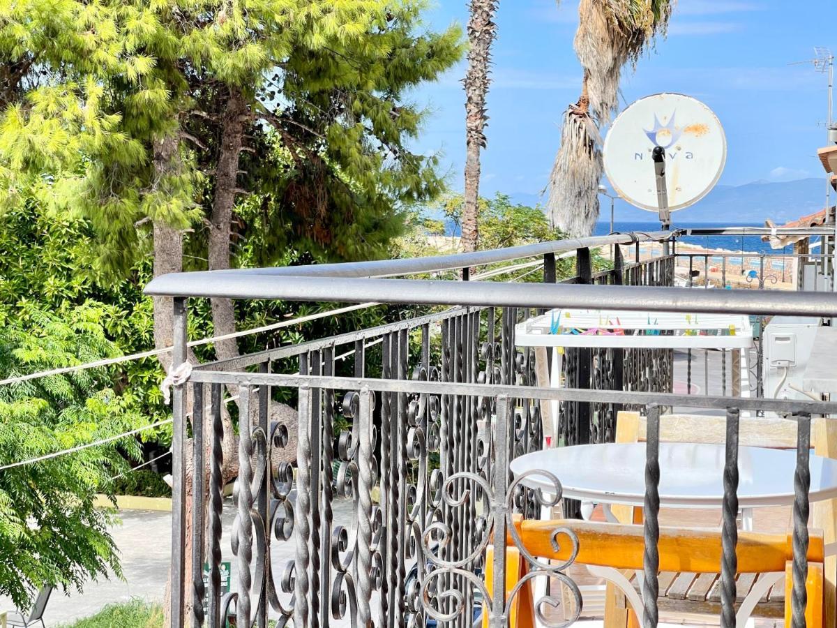 Koróni Xenias Rooms Apartments מראה חיצוני תמונה